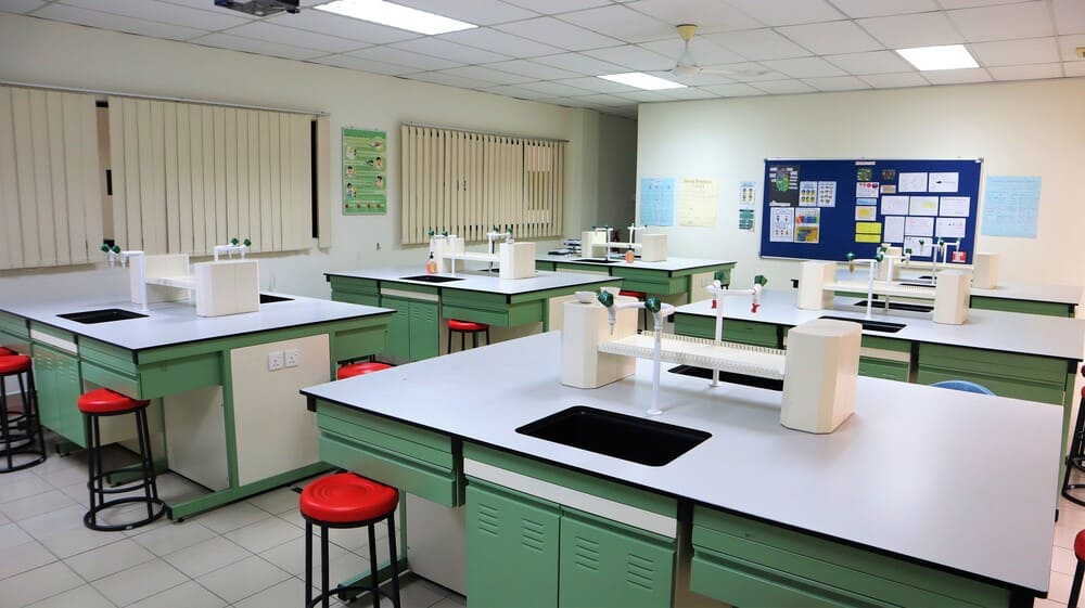 Science Lab_2